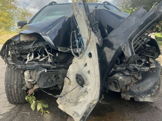 Чорний Форд Фокус, об'ємом двигуна 1.6 л та пробігом 220 тис. км за 2000 $, фото 2 на Automoto.ua