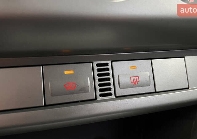 Чорний Форд Фокус, об'ємом двигуна 1.8 л та пробігом 217 тис. км за 5950 $, фото 22 на Automoto.ua