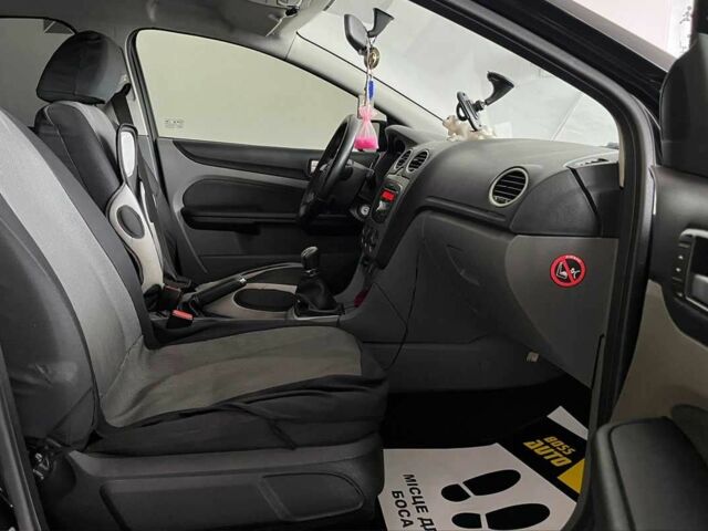 Черный Форд Фокус, объемом двигателя 1.8 л и пробегом 239 тыс. км за 6300 $, фото 8 на Automoto.ua