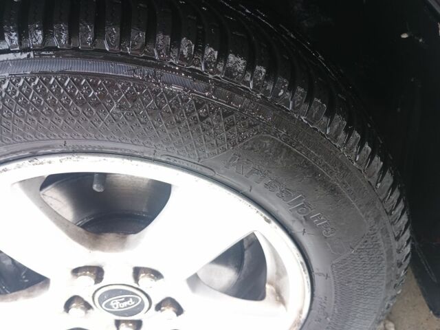 Черный Форд Фокус, объемом двигателя 1.6 л и пробегом 280 тыс. км за 4400 $, фото 13 на Automoto.ua