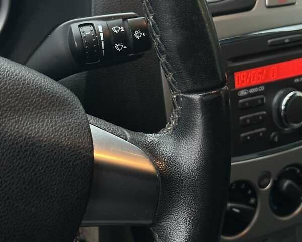 Чорний Форд Фокус, об'ємом двигуна 1.6 л та пробігом 320 тис. км за 5300 $, фото 25 на Automoto.ua