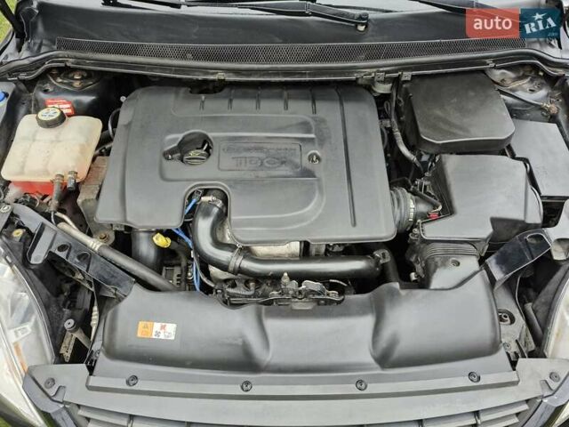 Чорний Форд Фокус, об'ємом двигуна 1.6 л та пробігом 249 тис. км за 6900 $, фото 60 на Automoto.ua