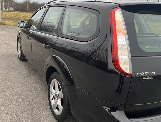Чорний Форд Фокус, об'ємом двигуна 1.6 л та пробігом 193 тис. км за 6199 $, фото 18 на Automoto.ua