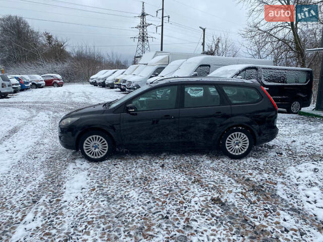 Черный Форд Фокус, объемом двигателя 1.8 л и пробегом 157 тыс. км за 5720 $, фото 5 на Automoto.ua