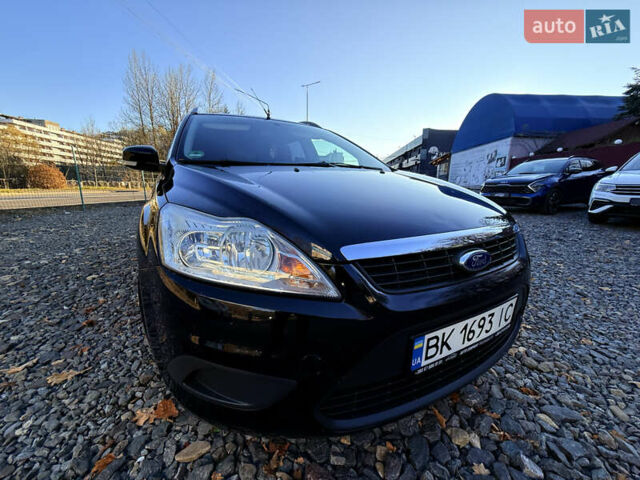 Чорний Форд Фокус, об'ємом двигуна 1.6 л та пробігом 278 тис. км за 5599 $, фото 4 на Automoto.ua