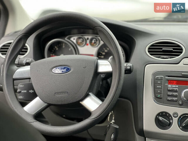 Чорний Форд Фокус, об'ємом двигуна 1.6 л та пробігом 208 тис. км за 6450 $, фото 13 на Automoto.ua