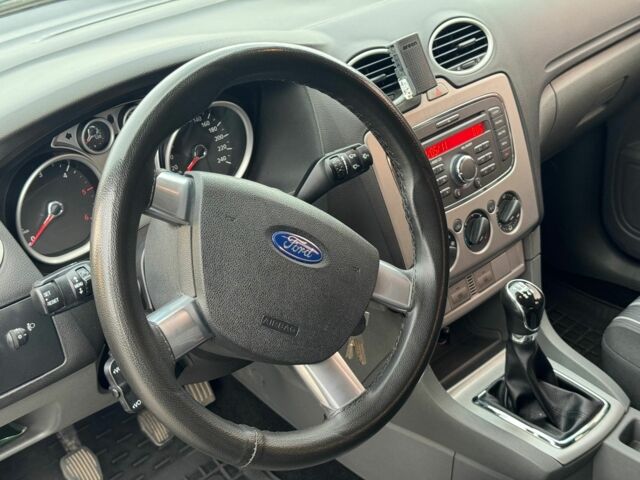 Черный Форд Фокус, объемом двигателя 1.6 л и пробегом 293 тыс. км за 6000 $, фото 8 на Automoto.ua