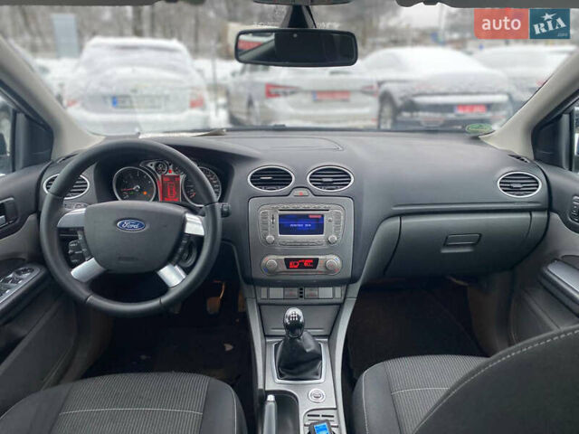 Черный Форд Фокус, объемом двигателя 1.8 л и пробегом 157 тыс. км за 5720 $, фото 30 на Automoto.ua