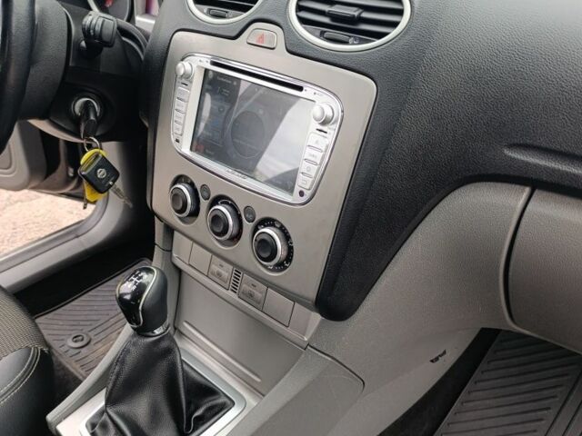 Черный Форд Фокус, объемом двигателя 0 л и пробегом 170 тыс. км за 6400 $, фото 23 на Automoto.ua