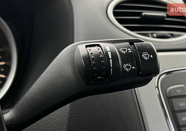 Чорний Форд Фокус, об'ємом двигуна 1.8 л та пробігом 217 тис. км за 5950 $, фото 26 на Automoto.ua