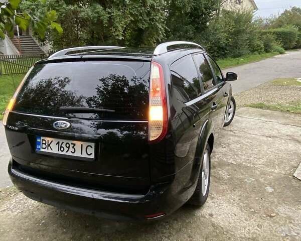 Чорний Форд Фокус, об'ємом двигуна 1.6 л та пробігом 276 тис. км за 5900 $, фото 2 на Automoto.ua