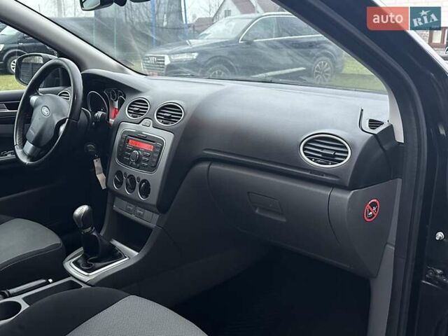 Чорний Форд Фокус, об'ємом двигуна 1.6 л та пробігом 320 тис. км за 5300 $, фото 22 на Automoto.ua