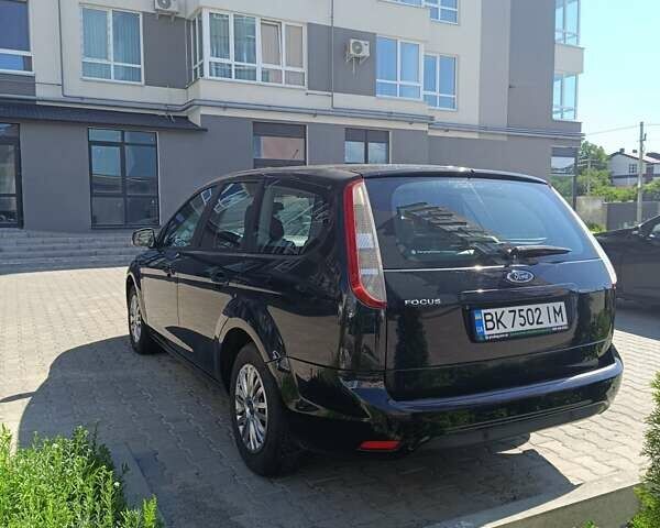 Чорний Форд Фокус, об'ємом двигуна 1.6 л та пробігом 228 тис. км за 5900 $, фото 4 на Automoto.ua