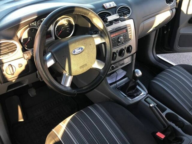 Чорний Форд Фокус, об'ємом двигуна 1.6 л та пробігом 181 тис. км за 5300 $, фото 1 на Automoto.ua