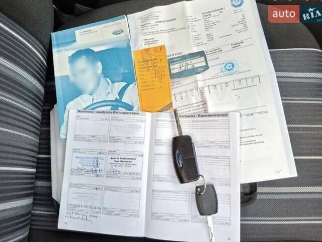 Черный Форд Фокус, объемом двигателя 1.8 л и пробегом 176 тыс. км за 4250 $, фото 2 на Automoto.ua