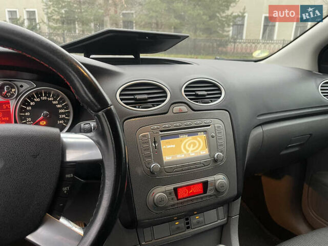 Черный Форд Фокус, объемом двигателя 1.6 л и пробегом 242 тыс. км за 6150 $, фото 23 на Automoto.ua