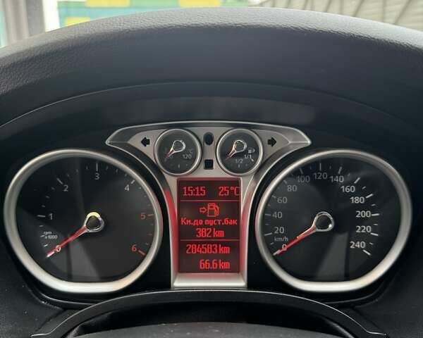 Черный Форд Фокус, объемом двигателя 1.56 л и пробегом 290 тыс. км за 5400 $, фото 16 на Automoto.ua