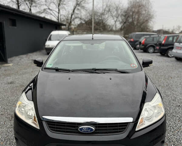 Черный Форд Фокус, объемом двигателя 1.6 л и пробегом 195 тыс. км за 5700 $, фото 4 на Automoto.ua