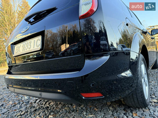 Чорний Форд Фокус, об'ємом двигуна 1.6 л та пробігом 278 тис. км за 5599 $, фото 69 на Automoto.ua