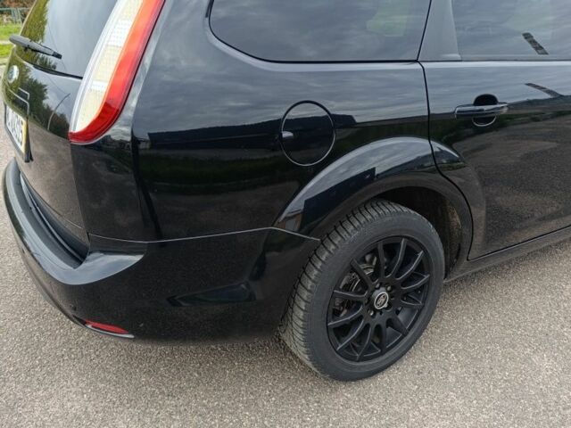 Черный Форд Фокус, объемом двигателя 0 л и пробегом 170 тыс. км за 6400 $, фото 7 на Automoto.ua