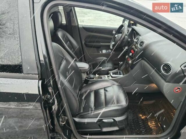 Черный Форд Фокус, объемом двигателя 1.6 л и пробегом 294 тыс. км за 6000 $, фото 6 на Automoto.ua