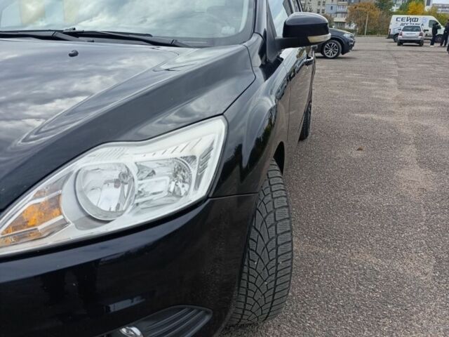 Черный Форд Фокус, объемом двигателя 0 л и пробегом 170 тыс. км за 6400 $, фото 1 на Automoto.ua