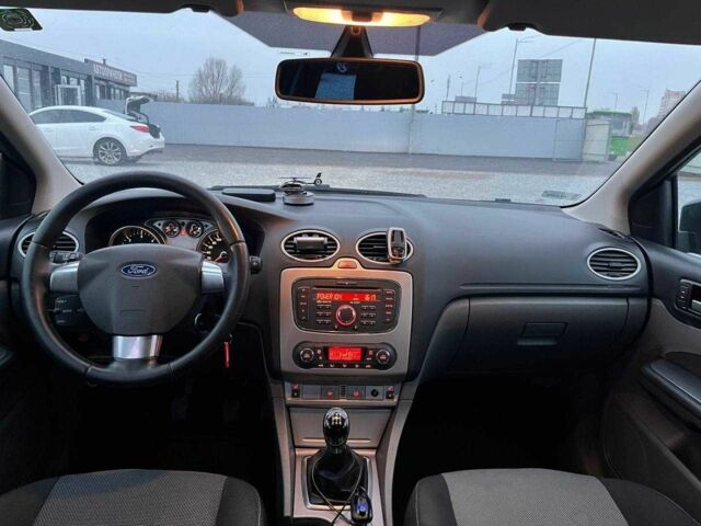 Чорний Форд Фокус, об'ємом двигуна 1.6 л та пробігом 283 тис. км за 5190 $, фото 11 на Automoto.ua