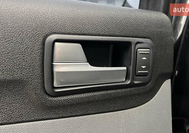 Чорний Форд Фокус, об'ємом двигуна 1.8 л та пробігом 217 тис. км за 5950 $, фото 31 на Automoto.ua