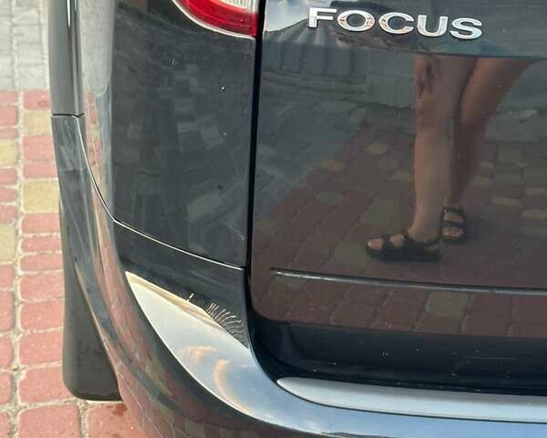 Черный Форд Фокус, объемом двигателя 1.6 л и пробегом 292 тыс. км за 5300 $, фото 11 на Automoto.ua