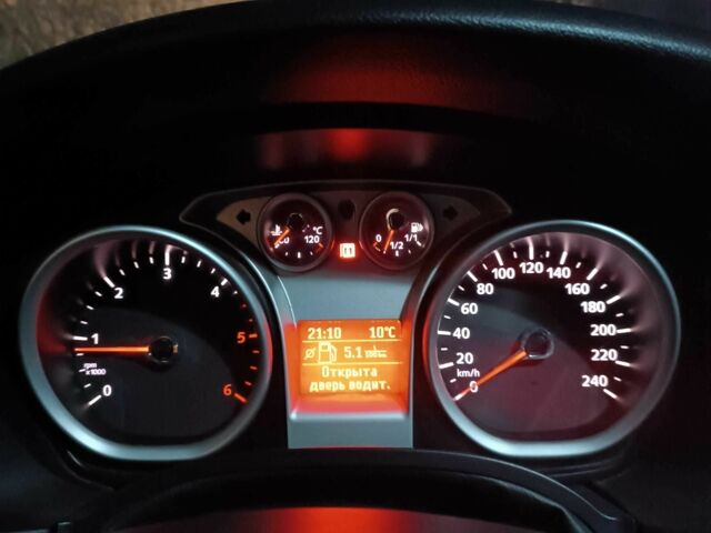 Черный Форд Фокус, объемом двигателя 1.6 л и пробегом 223 тыс. км за 5100 $, фото 21 на Automoto.ua