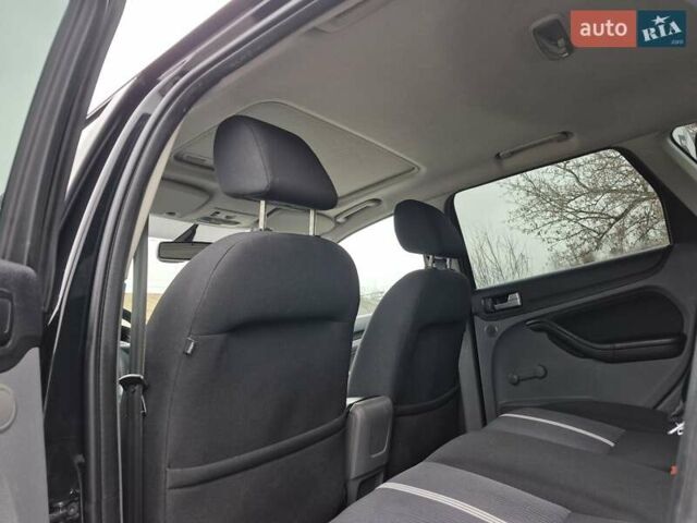 Чорний Форд Фокус, об'ємом двигуна 1.6 л та пробігом 249 тис. км за 6900 $, фото 49 на Automoto.ua