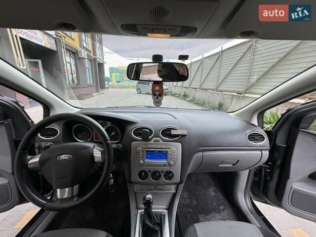 Черный Форд Фокус, объемом двигателя 1.56 л и пробегом 290 тыс. км за 5400 $, фото 15 на Automoto.ua