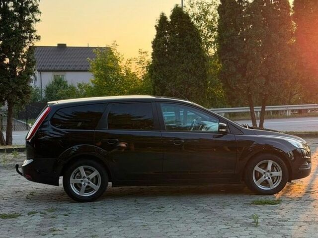 Чорний Форд Фокус, об'ємом двигуна 2 л та пробігом 187 тис. км за 6500 $, фото 5 на Automoto.ua