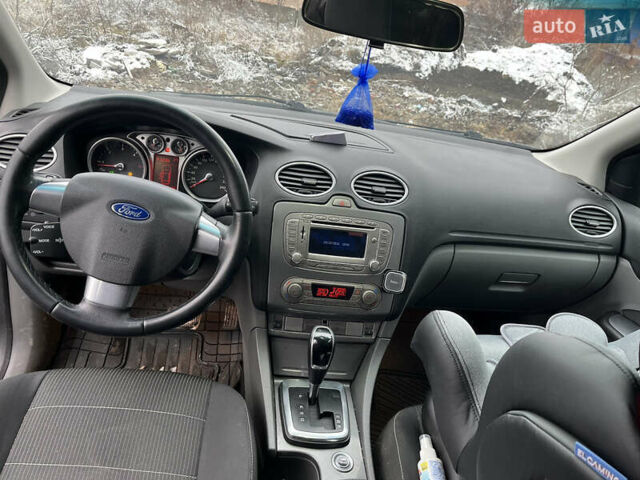 Чорний Форд Фокус, об'ємом двигуна 2 л та пробігом 265 тис. км за 6999 $, фото 2 на Automoto.ua
