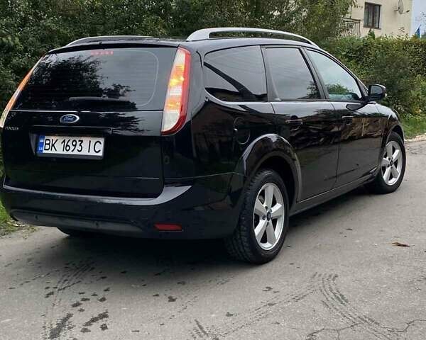 Чорний Форд Фокус, об'ємом двигуна 1.6 л та пробігом 276 тис. км за 5900 $, фото 3 на Automoto.ua