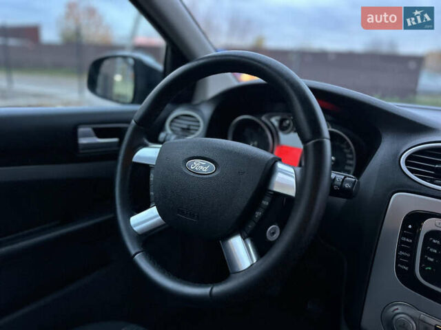 Форд Фокус 2010 в Виннице на Automoto.ua Черный Форд Фокус, объемом двигателя 1.6 л и пробегом 233 тыс. км за 6300 $, фото 46 на Automoto.ua