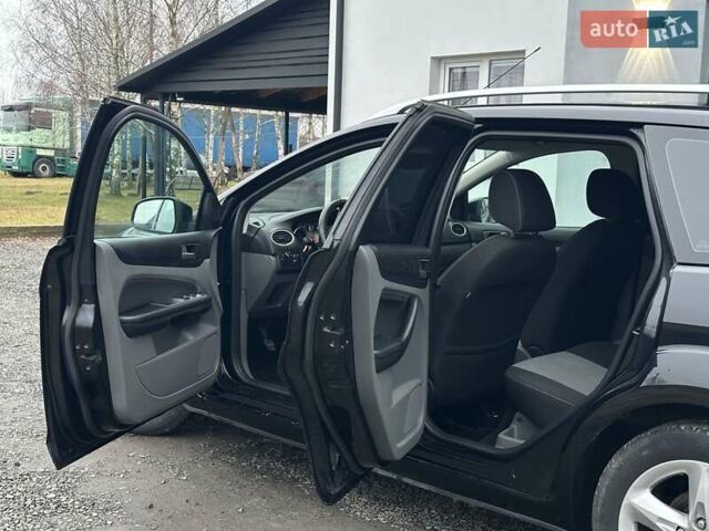 Чорний Форд Фокус, об'ємом двигуна 1.6 л та пробігом 320 тис. км за 5300 $, фото 30 на Automoto.ua