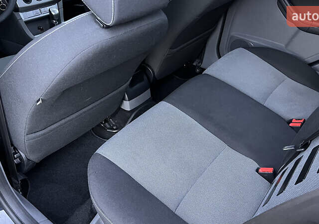 Черный Форд Фокус, объемом двигателя 1.8 л и пробегом 218 тыс. км за 5799 $, фото 44 на Automoto.ua