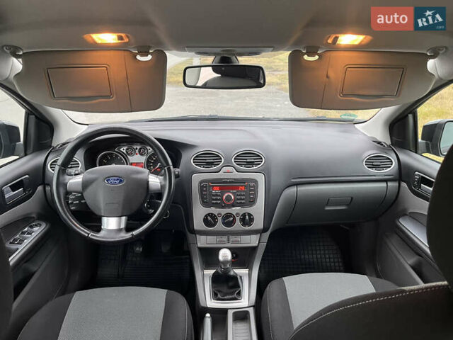 Чорний Форд Фокус, об'ємом двигуна 1.6 л та пробігом 193 тис. км за 6199 $, фото 35 на Automoto.ua