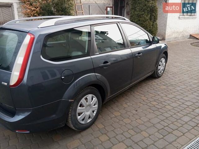 Черный Форд Фокус, объемом двигателя 1.56 л и пробегом 339 тыс. км за 5200 $, фото 2 на Automoto.ua