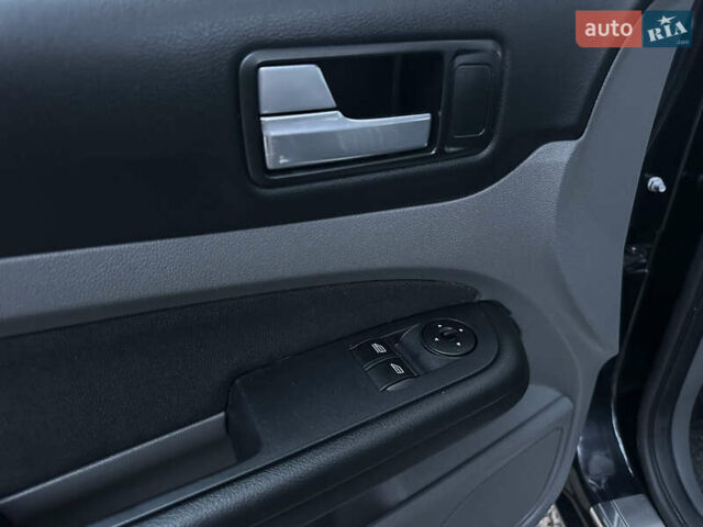 Форд Фокус 2010 в Виннице на Automoto.ua Черный Форд Фокус, объемом двигателя 1.6 л и пробегом 233 тыс. км за 6300 $, фото 19 на Automoto.ua