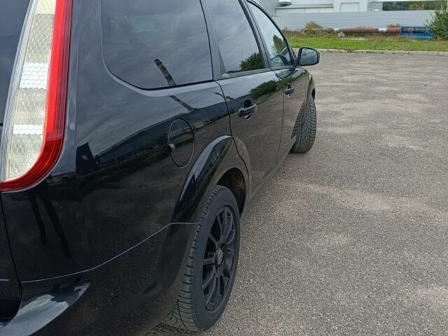 Черный Форд Фокус, объемом двигателя 0 л и пробегом 170 тыс. км за 6400 $, фото 6 на Automoto.ua