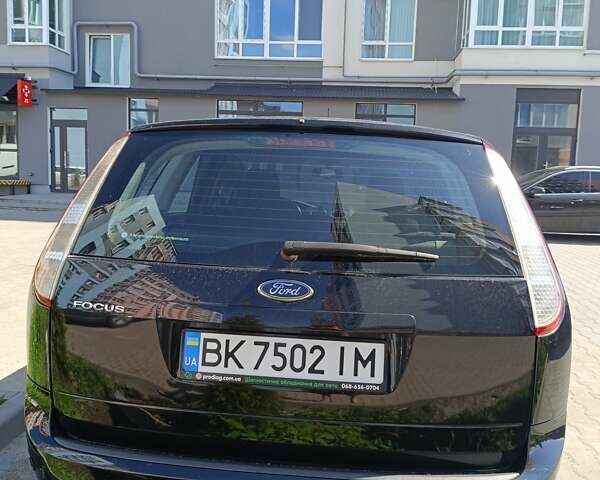 Чорний Форд Фокус, об'ємом двигуна 1.6 л та пробігом 228 тис. км за 5900 $, фото 5 на Automoto.ua
