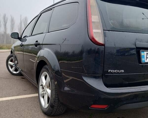 Черный Форд Фокус, объемом двигателя 1.6 л и пробегом 282 тыс. км за 5300 $, фото 4 на Automoto.ua