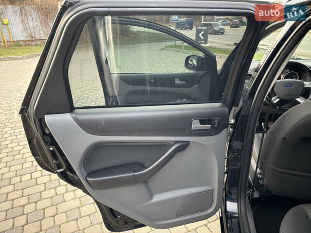 Чорний Форд Фокус, об'ємом двигуна 1.6 л та пробігом 277 тис. км за 6450 $, фото 26 на Automoto.ua