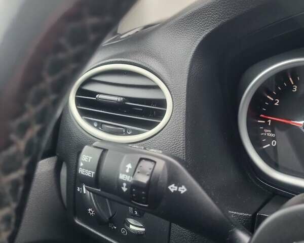 Чорний Форд Фокус, об'ємом двигуна 1.6 л та пробігом 230 тис. км за 6300 $, фото 44 на Automoto.ua