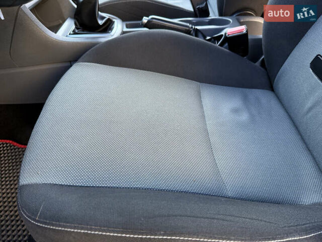 Чорний Форд Фокус, об'ємом двигуна 1.6 л та пробігом 278 тис. км за 5599 $, фото 21 на Automoto.ua