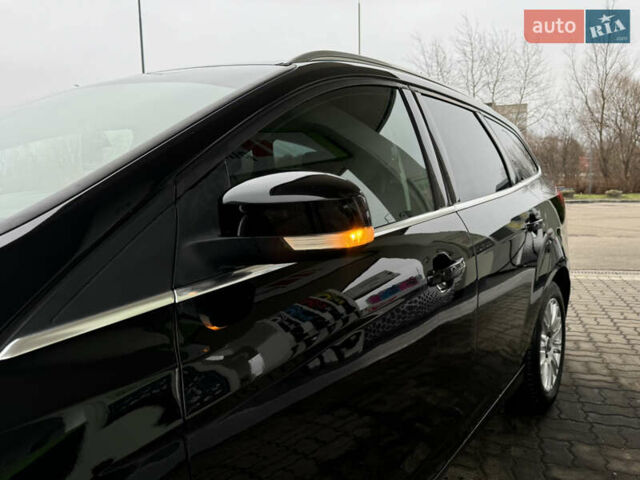 Черный Форд Фокус, объемом двигателя 1.6 л и пробегом 243 тыс. км за 8350 $, фото 31 на Automoto.ua