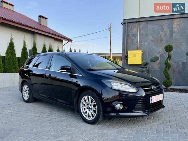 Черный Форд Фокус, объемом двигателя 1.6 л и пробегом 300 тыс. км за 7500 $, фото 2 на Automoto.ua