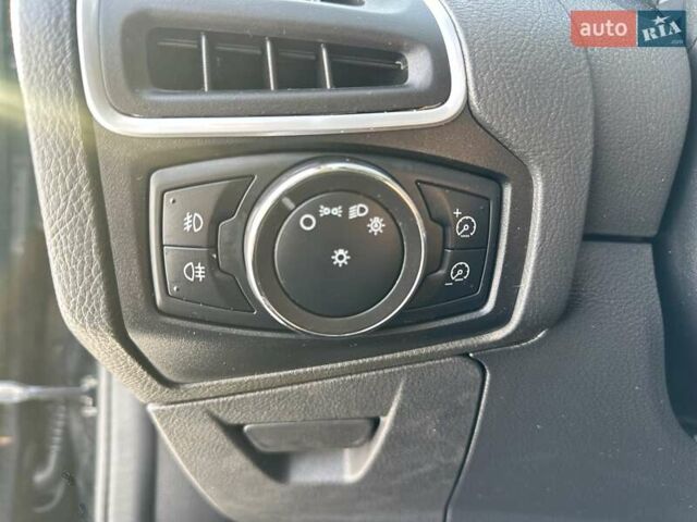 Черный Форд Фокус, объемом двигателя 1.6 л и пробегом 213 тыс. км за 6999 $, фото 37 на Automoto.ua